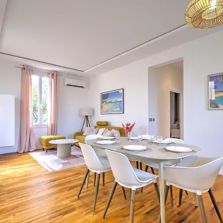 Secret Garden Apartment